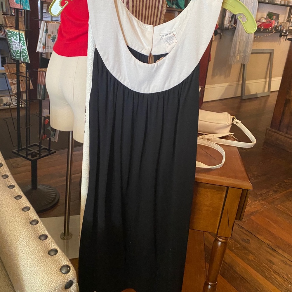 NOTICE black & white dress